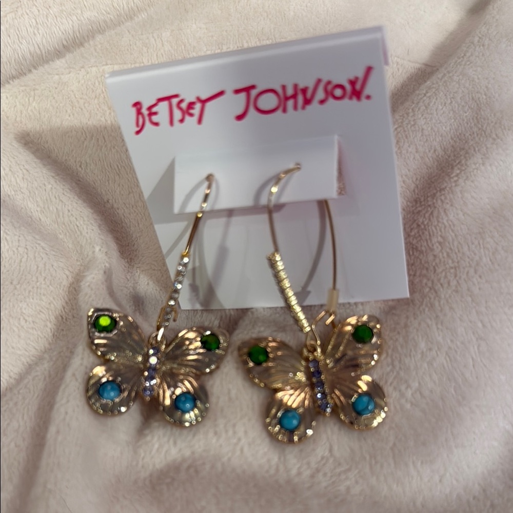 Betsey Johnson Gold Butterfly Earrings. NWT - Picture 2 of 14